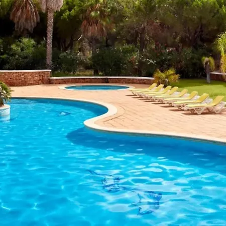 Villa Lobo Palm Village *