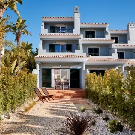 Lobo Palm Village Villa Almancil